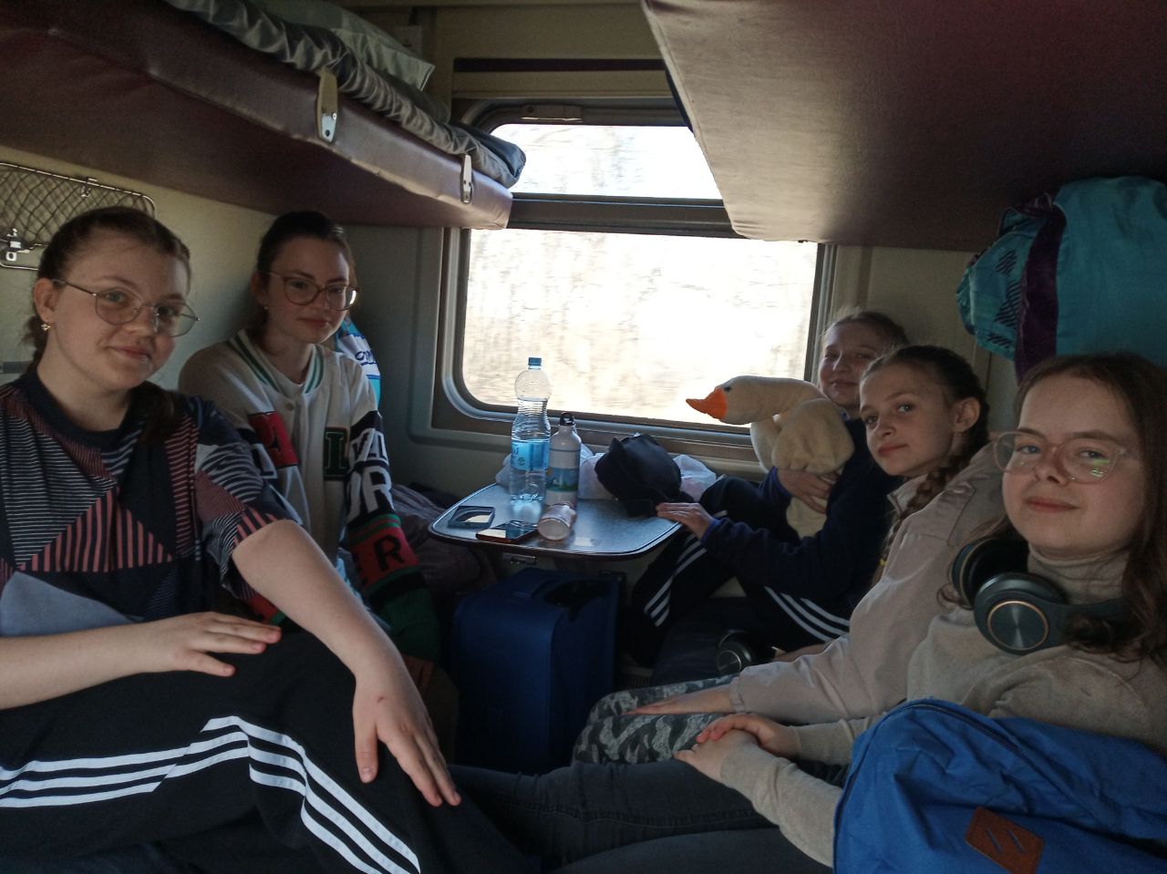 Дети из приграничья отправились в лагеря по всей России.